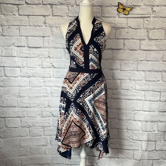 le Chateau Scarf Print Crêpe De Chine Asymmetrical Dress Size XXS - Picture 3 of 12